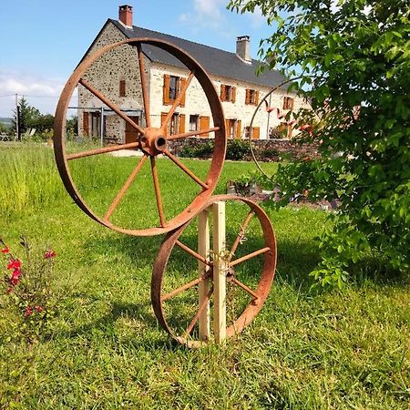 Bed and Breakfast La Brousse Kacha à Malleret-Boussac Extérieur photo